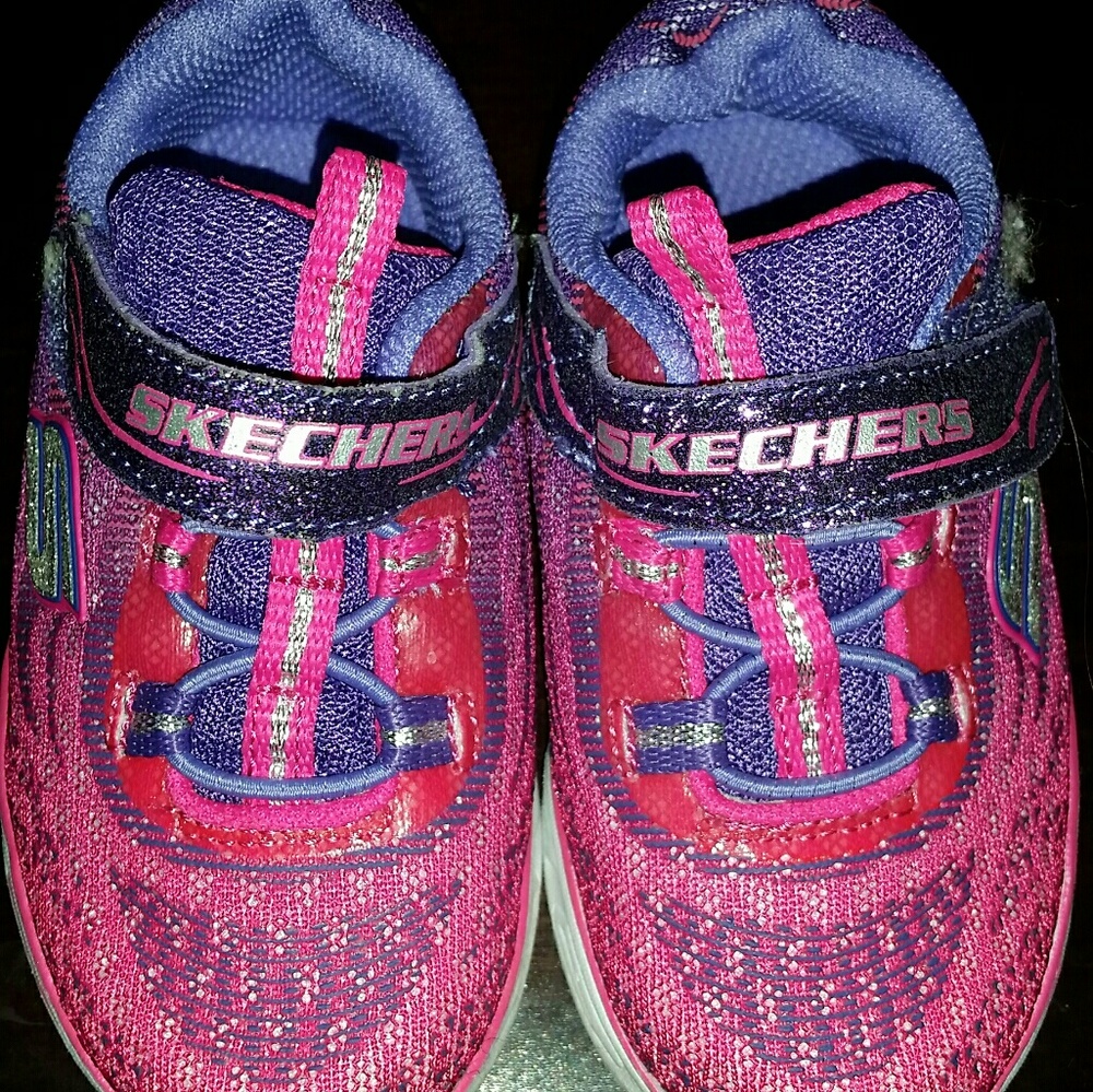 Sketchers size 6 toddler